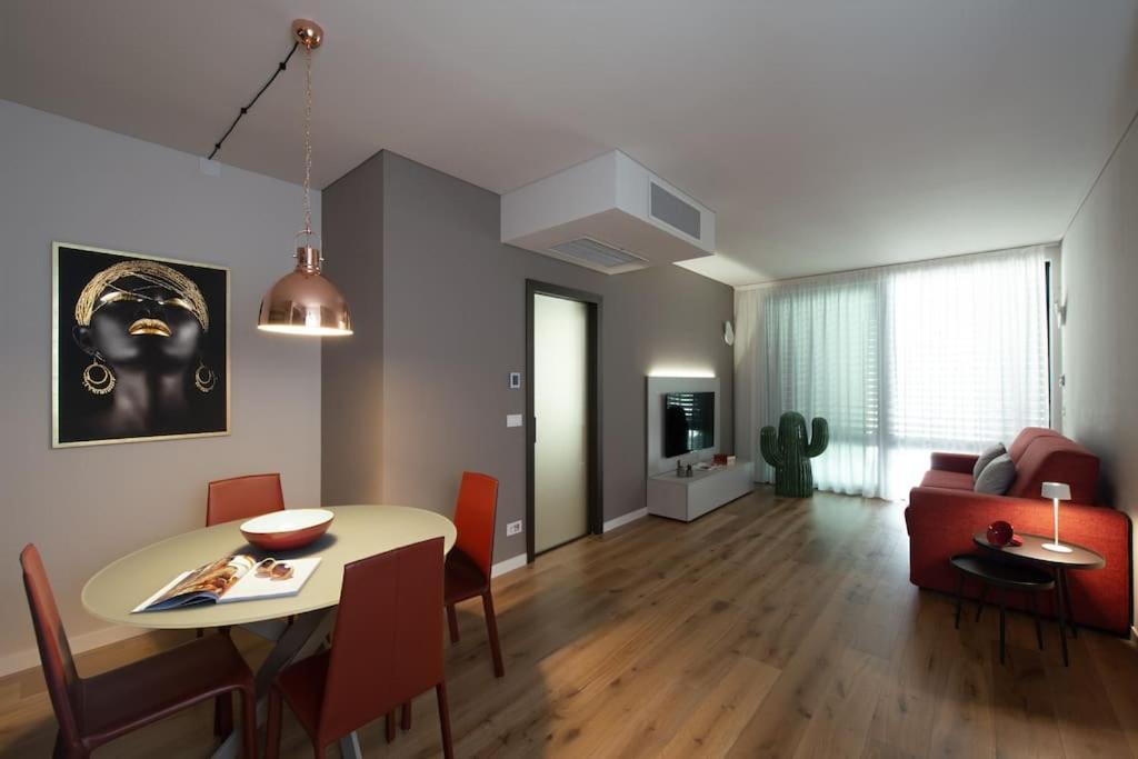 Cicerone Apartment Bergamo Esterno foto