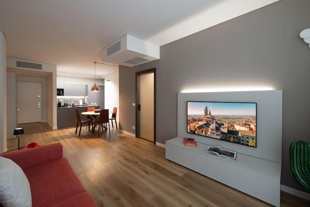 Cicerone Apartment Bergamo Esterno foto