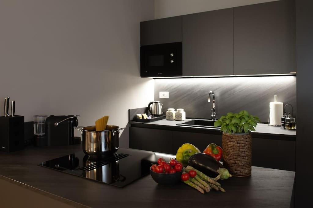 Cicerone Apartment Bergamo Esterno foto