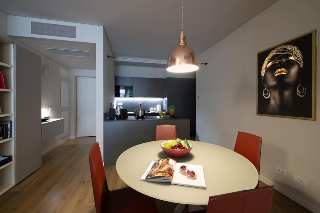 Cicerone Apartment Bergamo Esterno foto